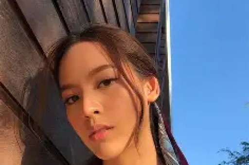 文章随地小便被抓包曾被曝耍大牌！疑去三亚与女明星见面？